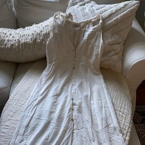 Gilli maxi dress with front button detail.